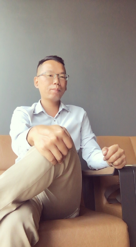 LI的第一张照片--新北残疾人相亲网