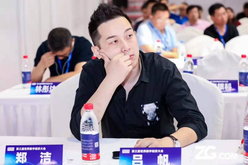 一生摯愛的第一张照片--新北残疾人相亲网