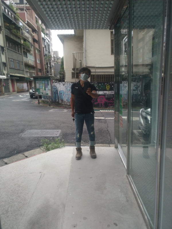 隱姓埋名的第二张照片--新北残疾人相亲网